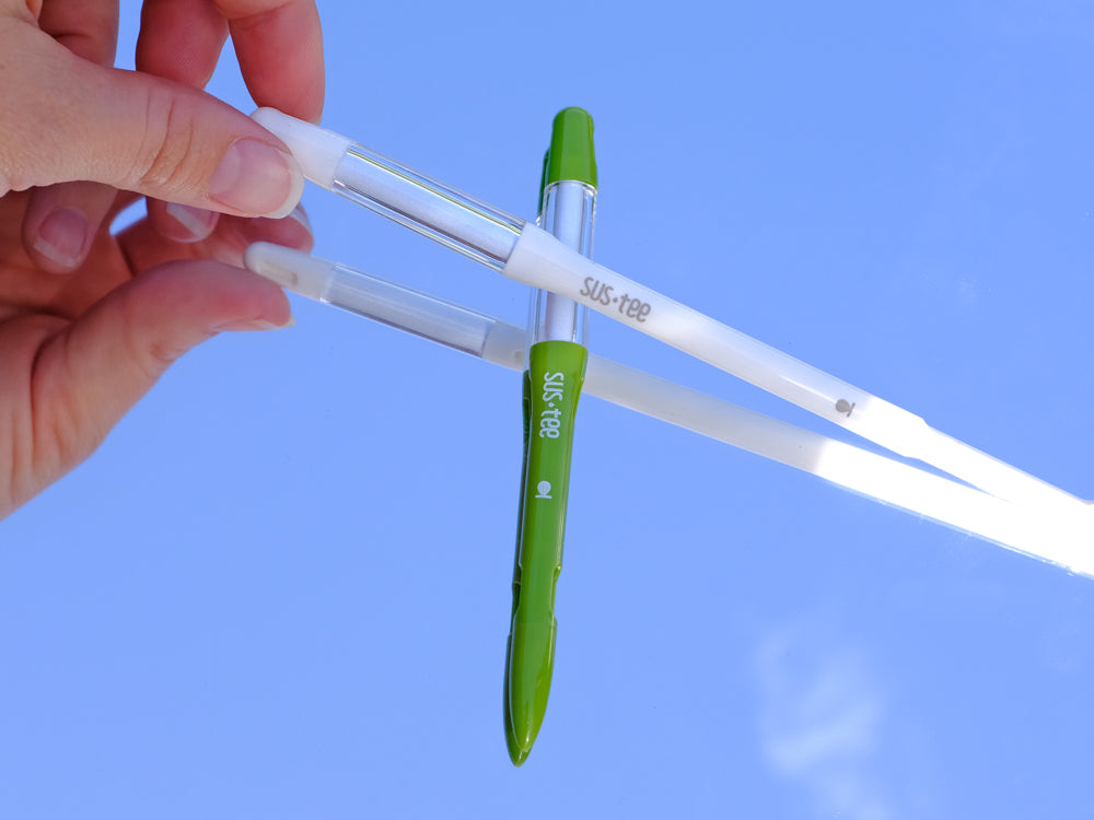 Sustee white and green